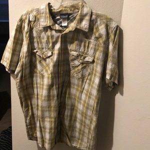 Green/yellow Patagonia short sleeve button up